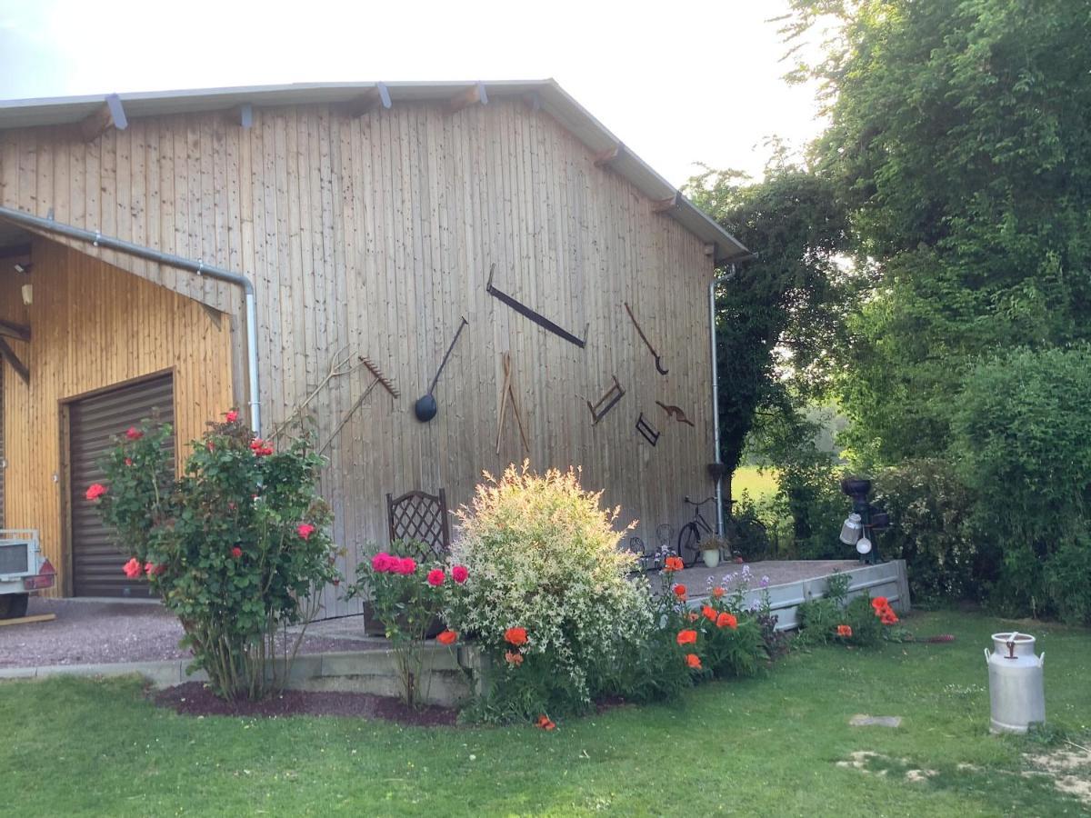 Gite A La Campagne Saint-Leger-du-Gennetey Exterior foto